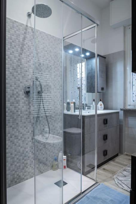 Appartamento Lussuoso Lodi Exterior foto